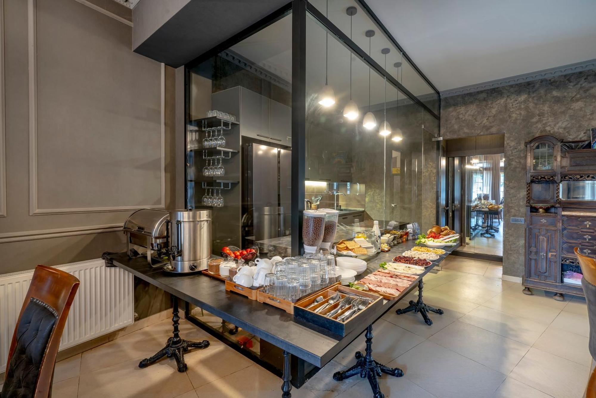 Hotel Piazza Tbiliszi Kültér fotó