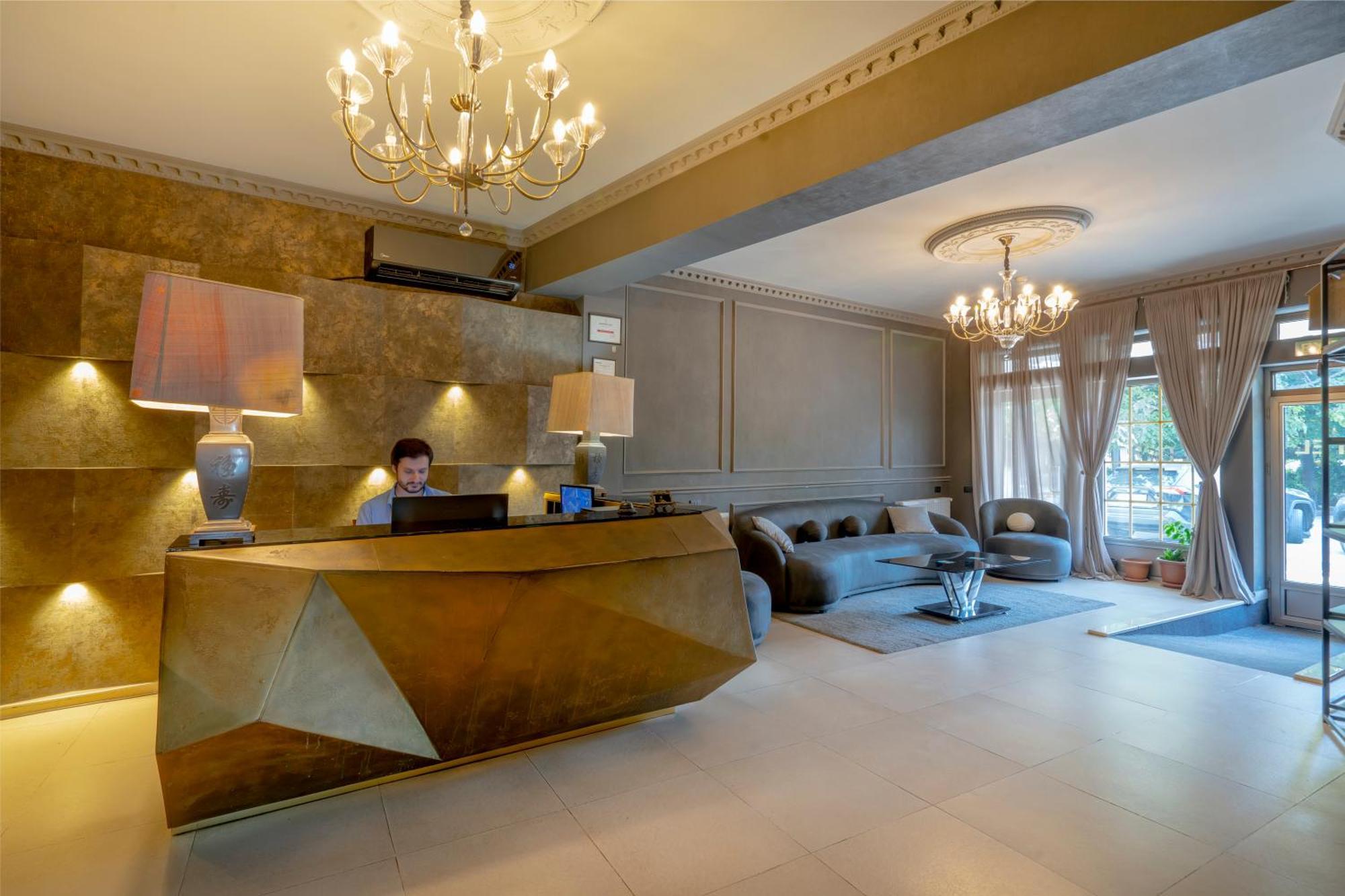 Hotel Piazza Tbiliszi Kültér fotó
