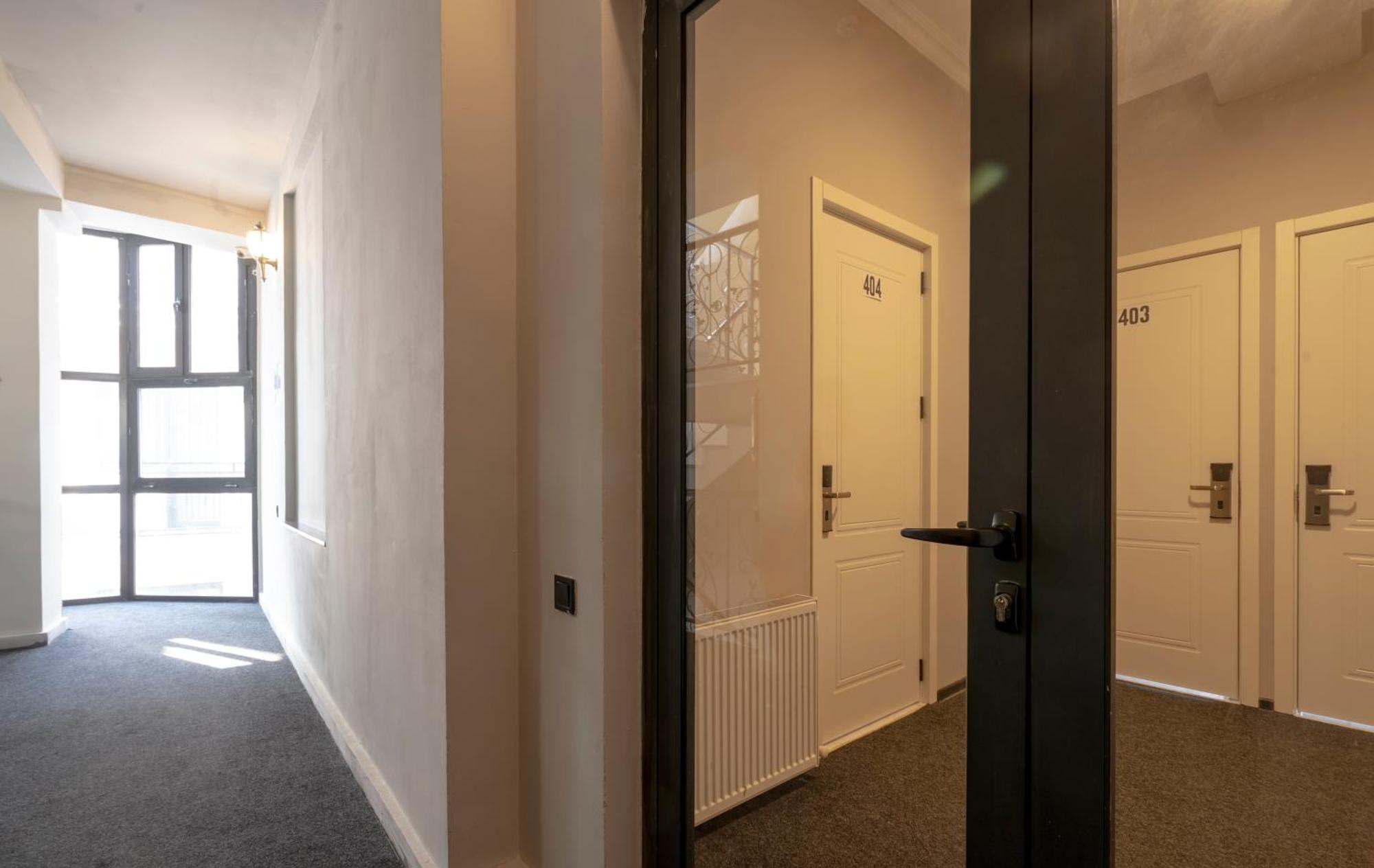 Hotel Piazza Tbiliszi Kültér fotó