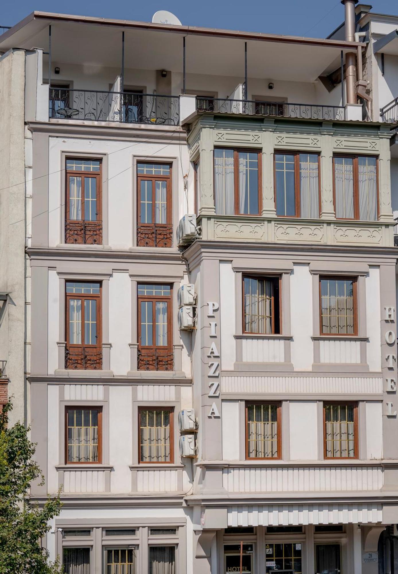 Hotel Piazza Tbiliszi Kültér fotó
