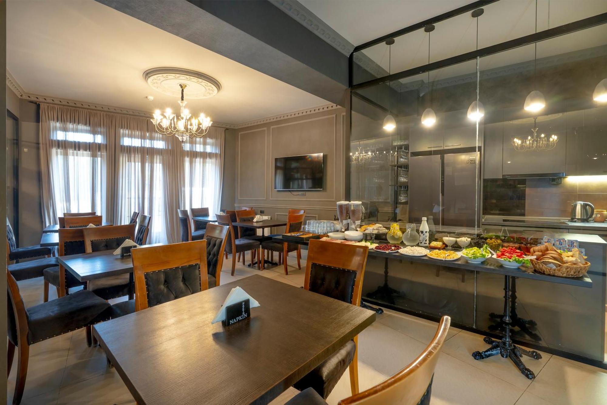 Hotel Piazza Tbiliszi Kültér fotó