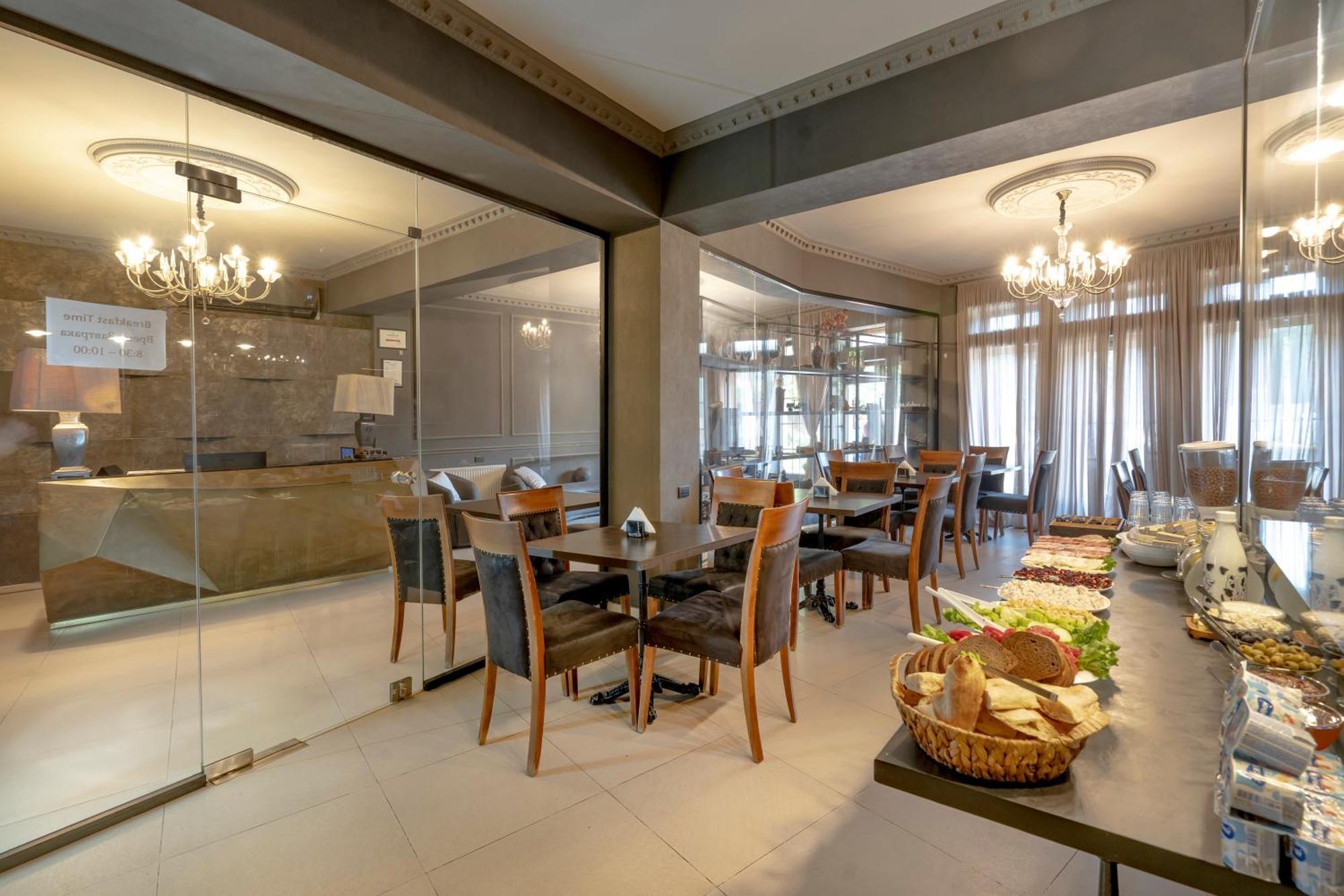 Hotel Piazza Tbiliszi Kültér fotó
