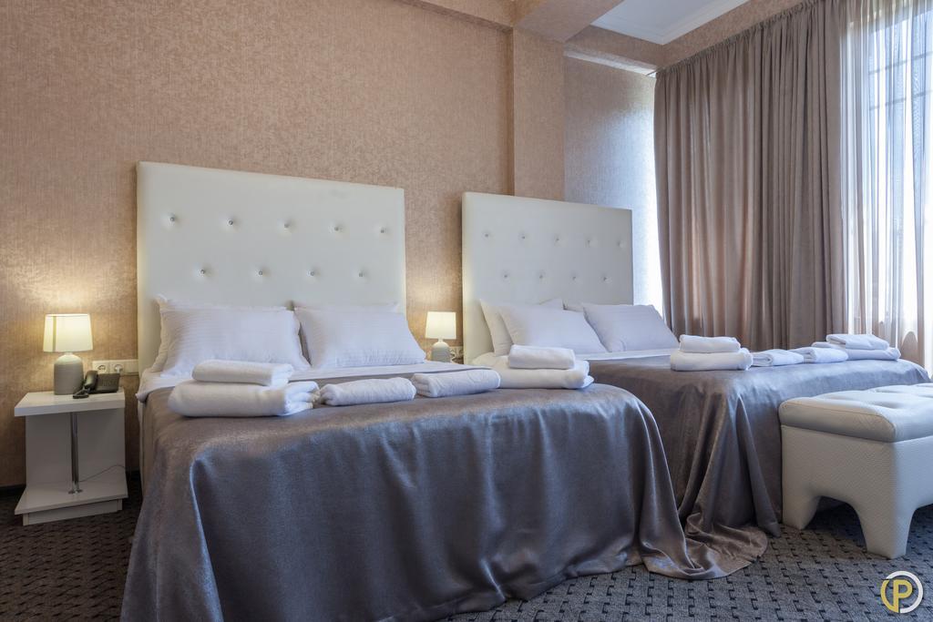 Hotel Piazza Tbiliszi Kültér fotó