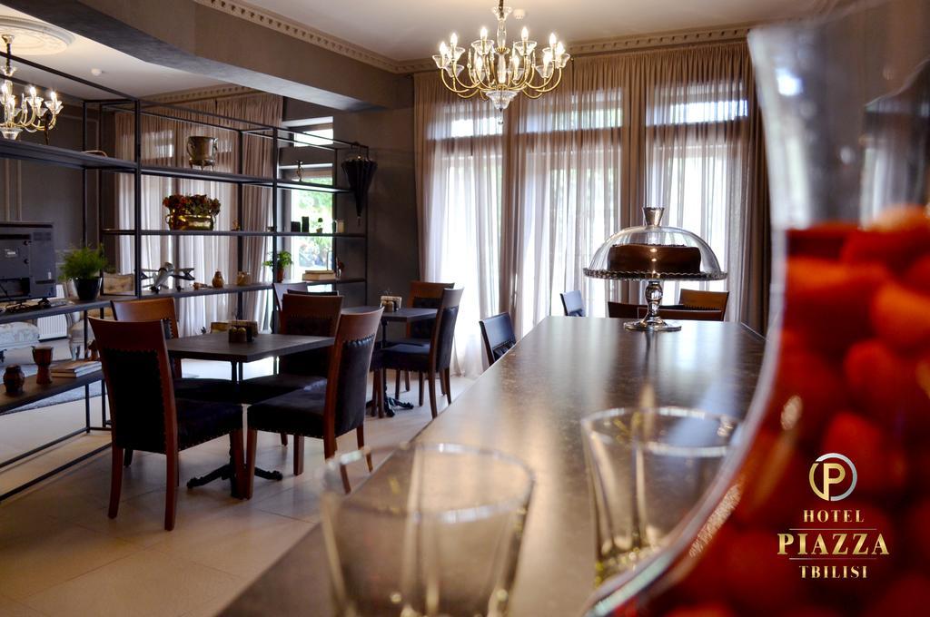 Hotel Piazza Tbiliszi Kültér fotó