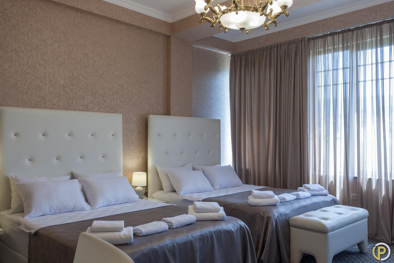 Hotel Piazza Tbiliszi Kültér fotó